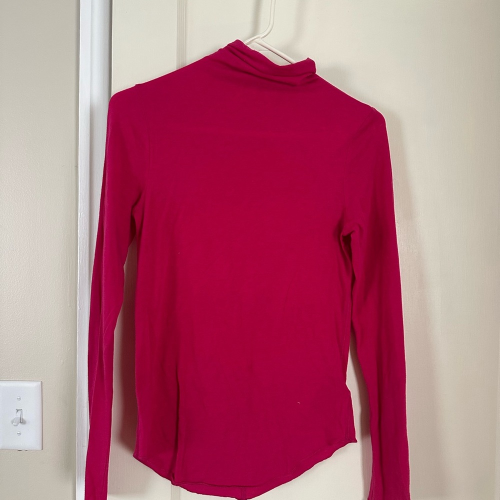 Gap feather turtleneck